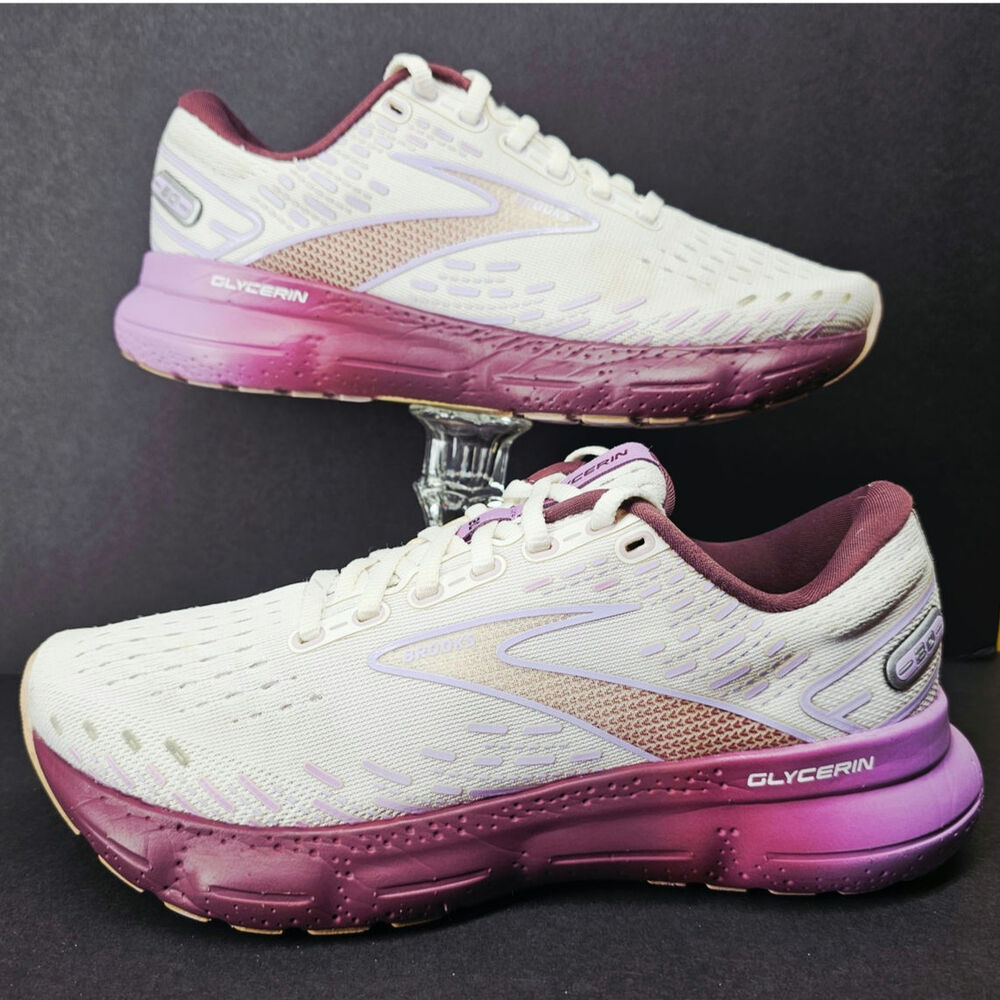 Brooks Women 7 Comfy footwear